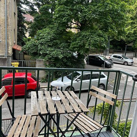 Franakrala Apartment In Old Town With Balcony Bratislava Luaran gambar