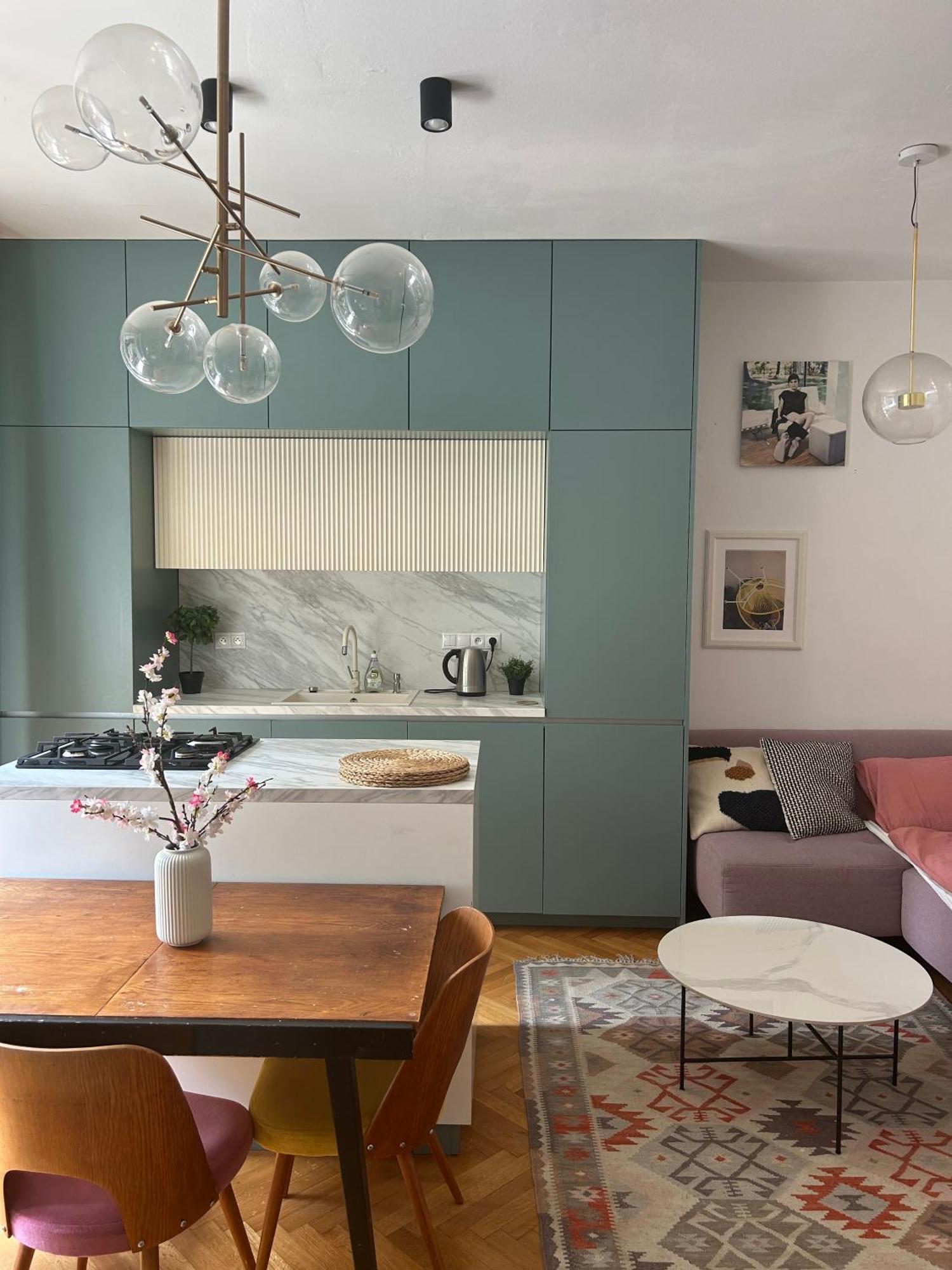 Franakrala Apartment In Old Town With Balcony Bratislava Luaran gambar
